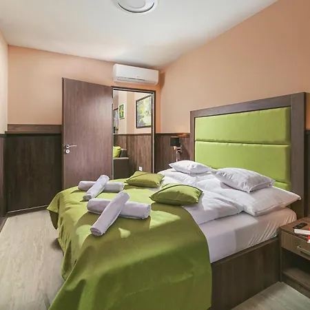 Park Buekfuerdo Hotel 4*